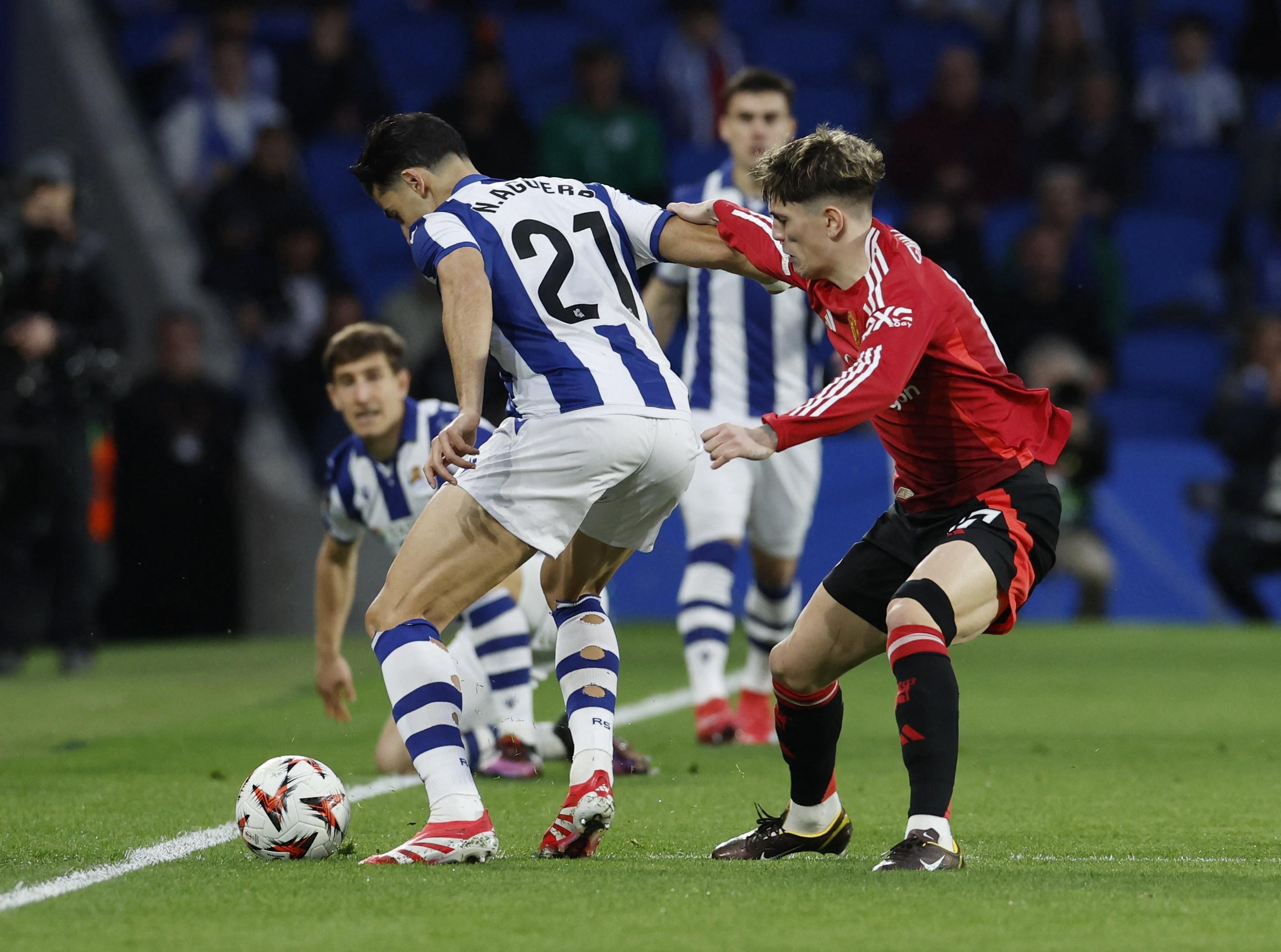 包含赛后全明星赛焦点战，皇家社会止住颓势，引发热议，更衣室氛围转暖的词条