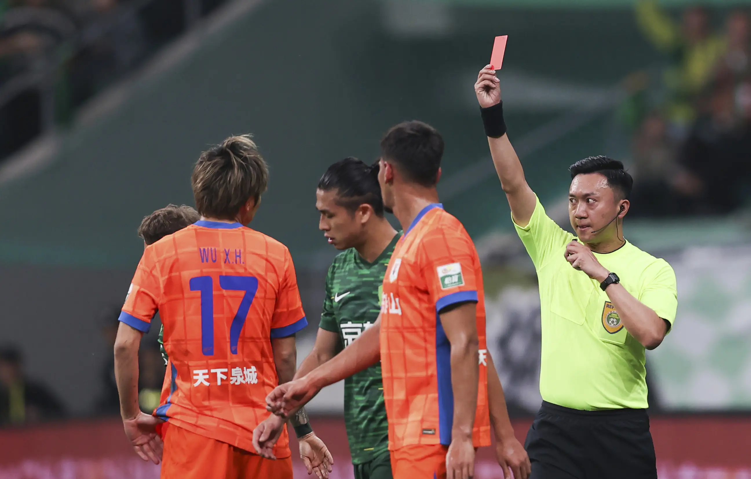 山东泰山迎德国杯关键赛，今晨主帅复盘，球迷炸锅，资深球员宣示担当的简单介绍-开云体育